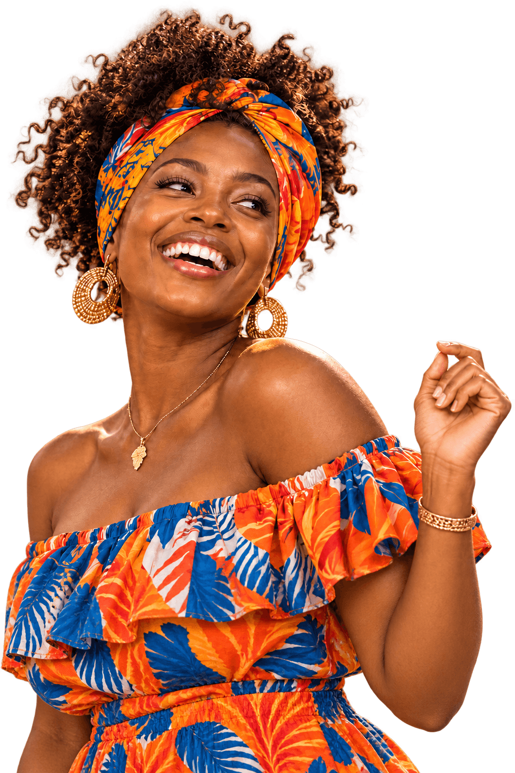 Femme martiniquaise souriante en tenue madras